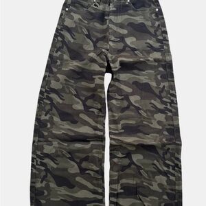 Men's Relaxed Fit Camouflage Jeans